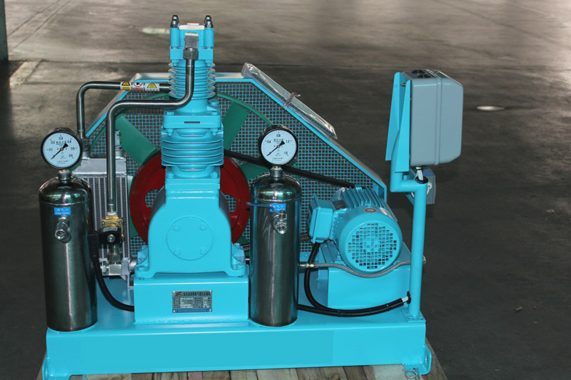 Compresseur d'oxyg&egrave;ne basse pression industriel (4)