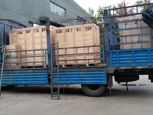 GOW-100-3-200 GOW-50-4-150 COMPRESSEUR D'OXYGENE HAUTE PRESSION 380V50HZ